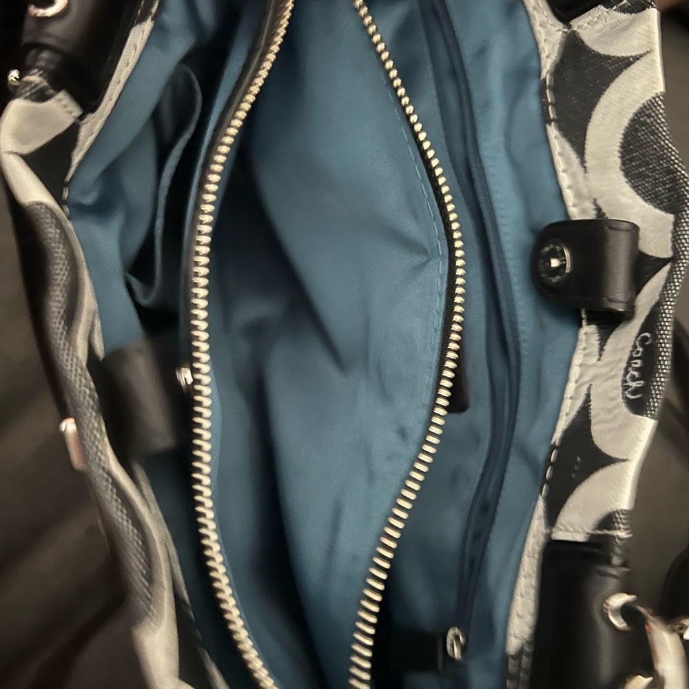 Coach Handbag - Picture 2 of 11